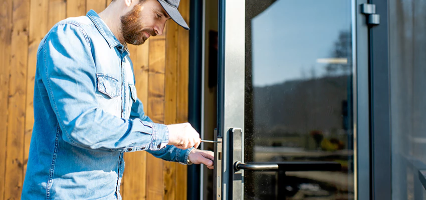 Frameless Glass Storefront Door Locks Replacement in Carpentersville, IL