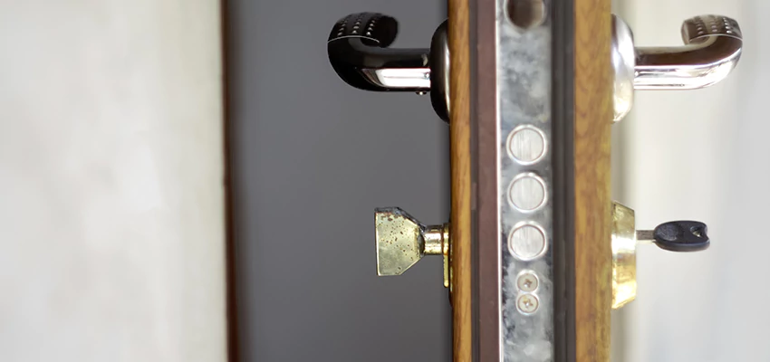 Holiday Emergency Locksmith in Carpentersville, Illinois