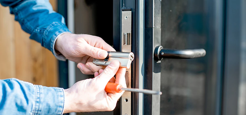 Eviction Locksmith For Lock Repair in Carpentersville, IL