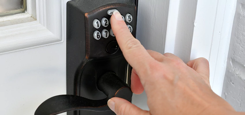 High Security Digital Door Lock in Carpentersville, Illinois